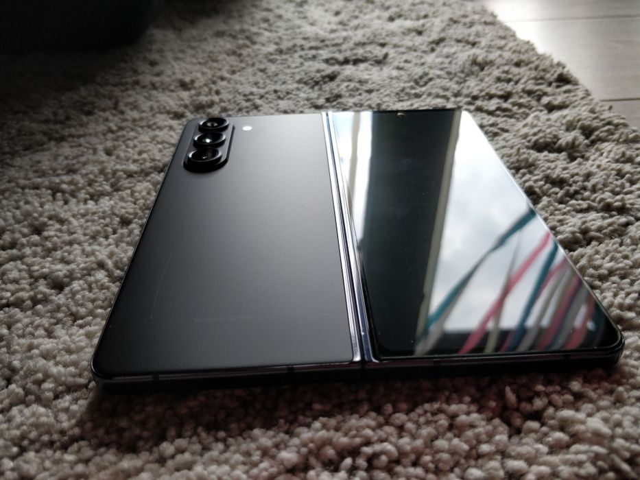 Samsung Galaxy Fold 5