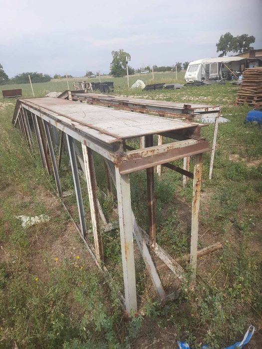 Масивна рампа за автомобили, микробуси и лекотоварни камиони