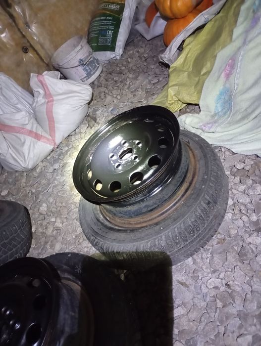 Отдаю комплект диски от Ауди  10тыс
