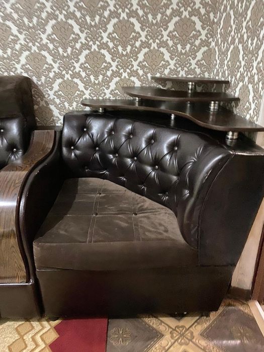 Продаю угловой диван