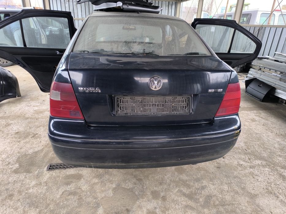 Bara spate / Capota / Portbagaj Vw Bora sedan