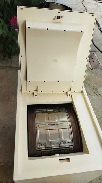 Стиральная машинка полуавтомат Эврика 91