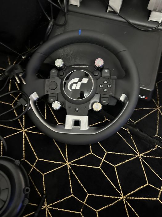 Vand volan pentru PS5-PS4-PC