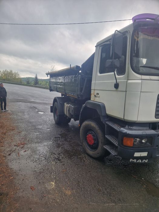 Man 4x4 basculabil de 18t