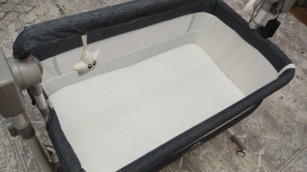 Продам манеж-кровать