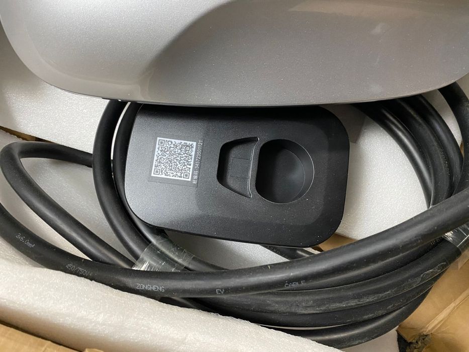 Зарядная станция VOYAH