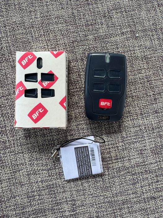 Пульты для ворот и шлагбаумов