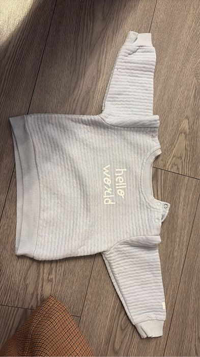 Lot hainute unisex de bebelusi 3-6 luni