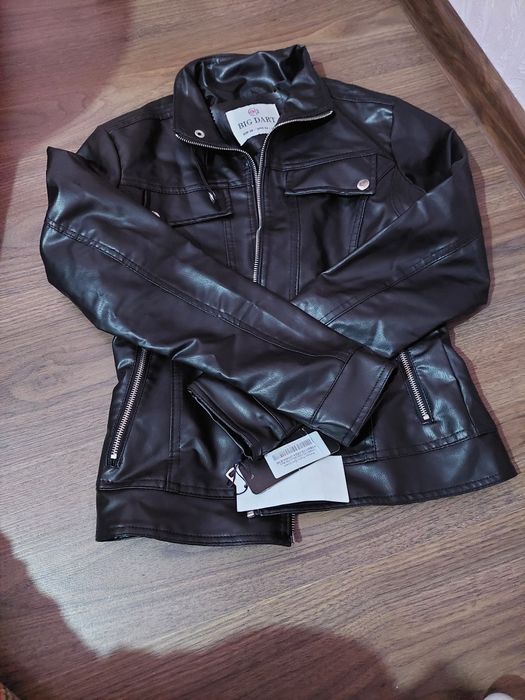 Кожаная куртка для девочек