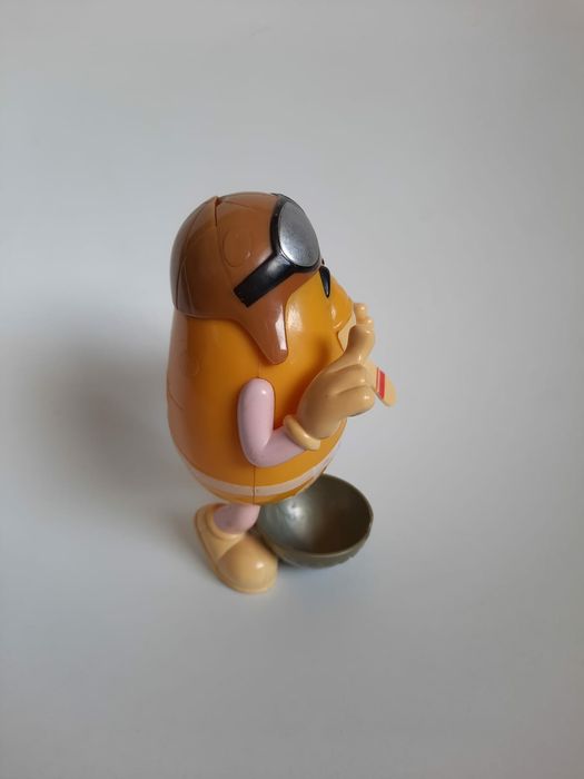 Dozator bomboane M&M