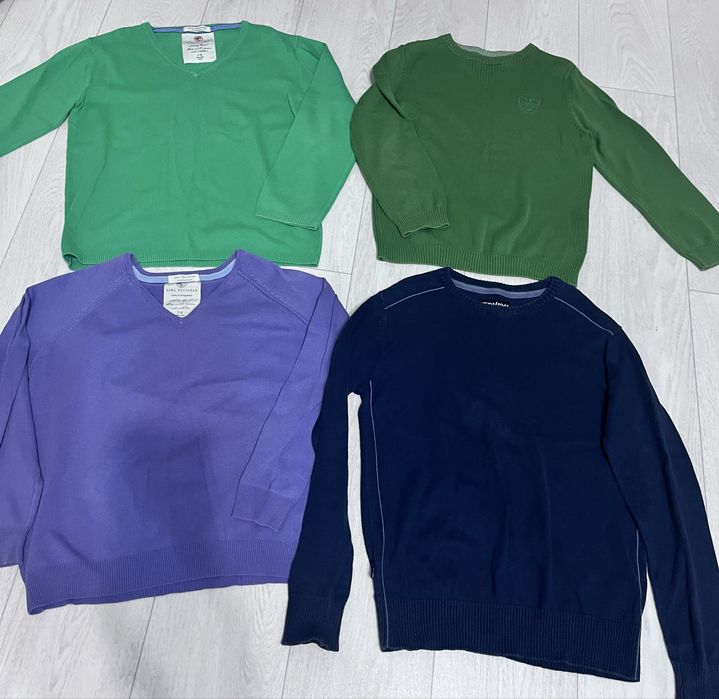 Продам школьную одежду