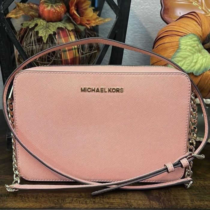Michael Kors розова чанта