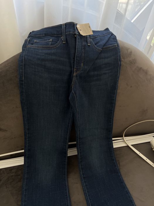 Джинсы Levis и спортивные штаны Guliver