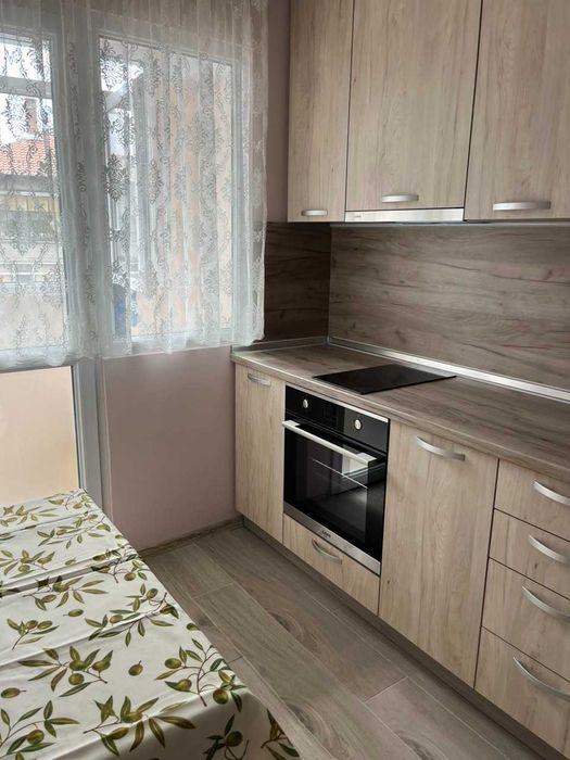 Дава се под наем Двустаен апартамент в Силистра, Митница - 65 кв.м за 357 € - Снимка #3