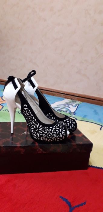 Туфли женские на 39 размер