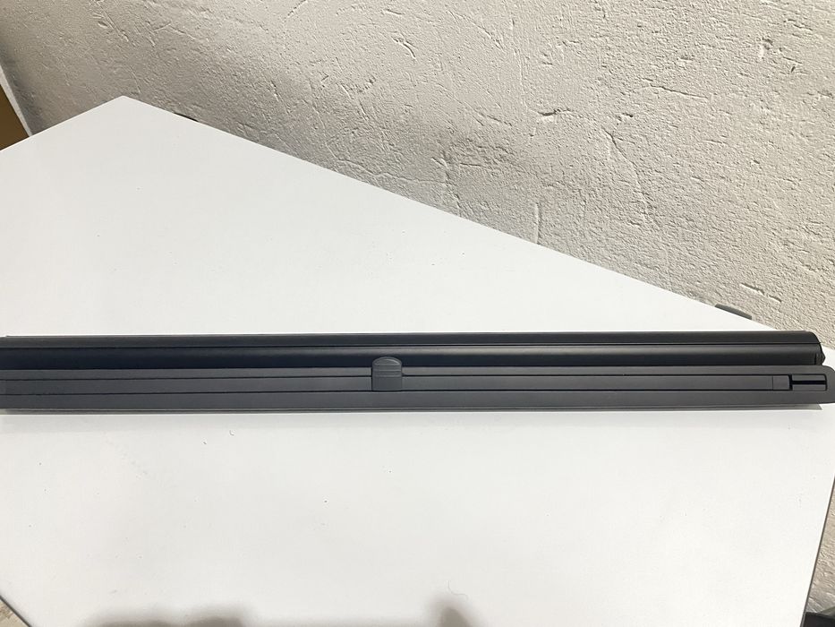 Шторка задняя левая