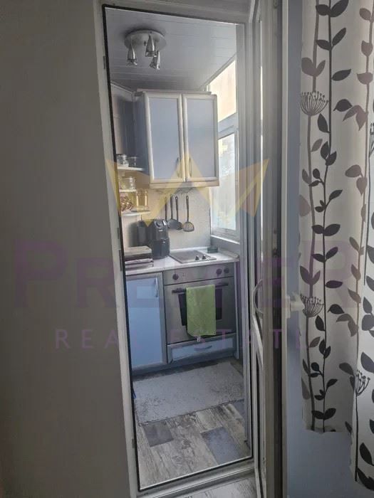 Продава се Тристаен апартамент в Добрич, Свети Георги - 76 кв.м за 1645 €/кв.м - Снимка #4