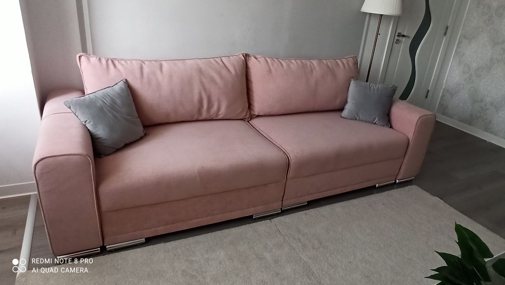 Canapea extensibila făcută pe comanda