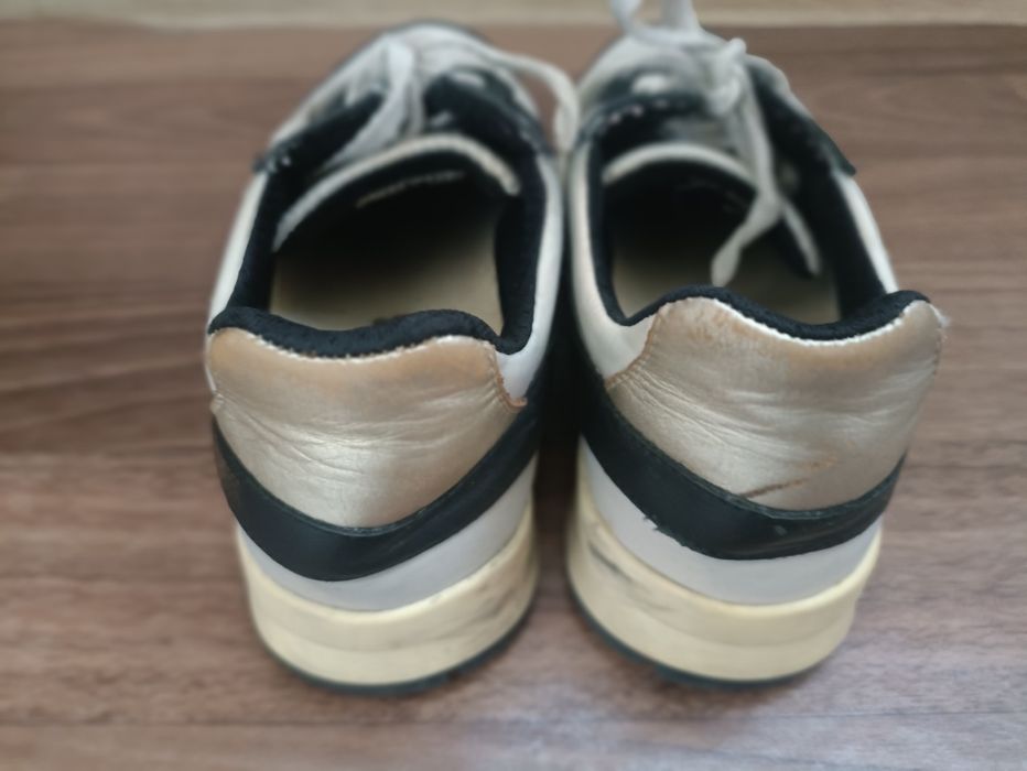 Кроссовки (для девочки) кожа 36 раз