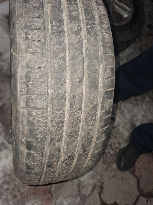 Продам шины с дисками.