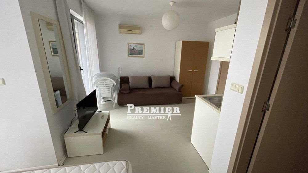 Продава се Едностаен апартамент в к.к. Слънчев бряг - 37 кв.м за 807 €/кв.м - Снимка #12