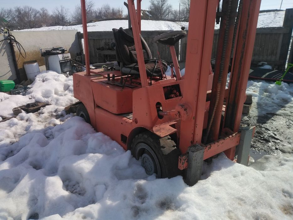 Погрузчик болтнкар