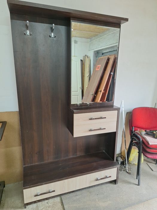 Продам прихожую в хорошем состоянии