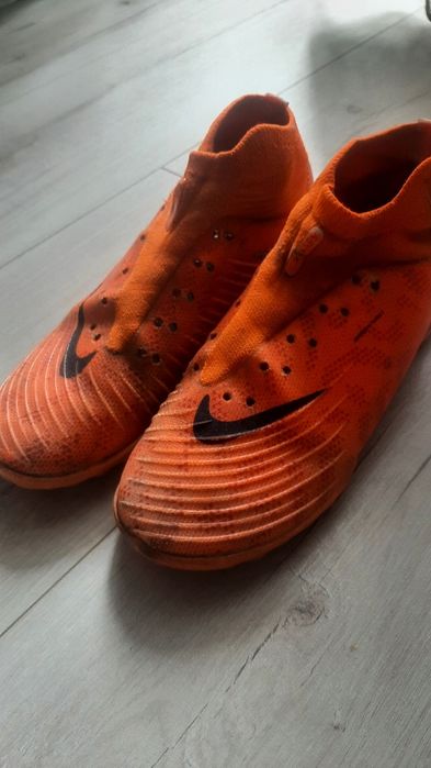 nike phantom luna