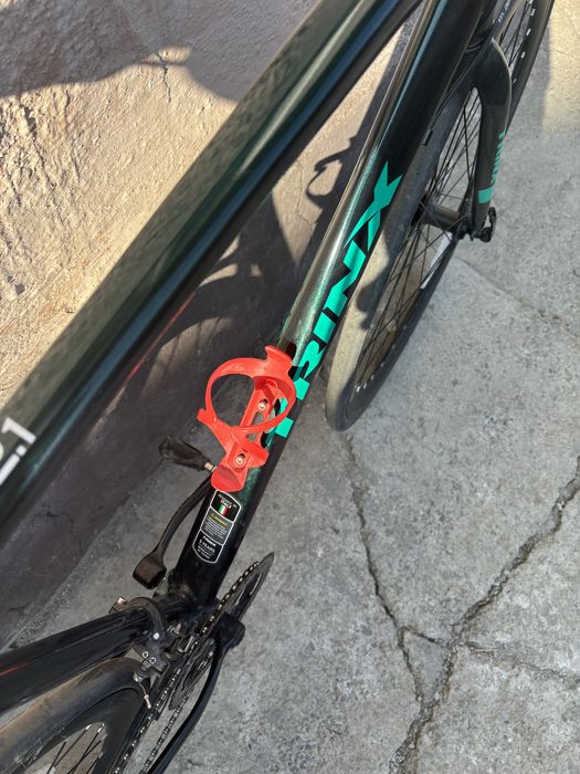 Шоссейный велосипед trinx tempo 2.1