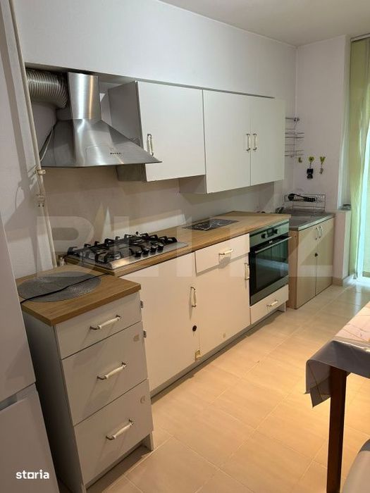 Apartament 2 camere, 60 mp, zona Centrala-Bulevardul Mircea cel Batran