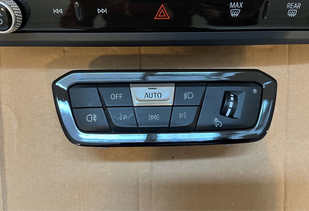 Bloc lumini / Comutator lumini / Radio / Butoane BMW Seria 3 4