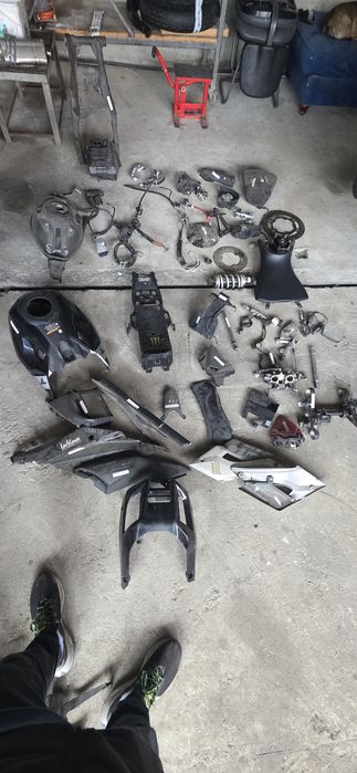 Piese yamaha mt 03 2018 se dau si la bucata, merg si pe r3