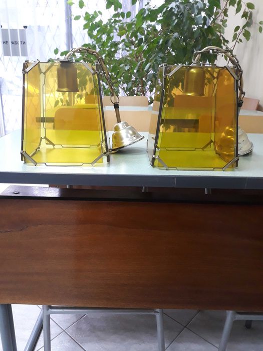 Ретро абажур от стъкло и метал