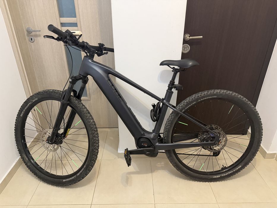 Cube reaction hybrid pro 800