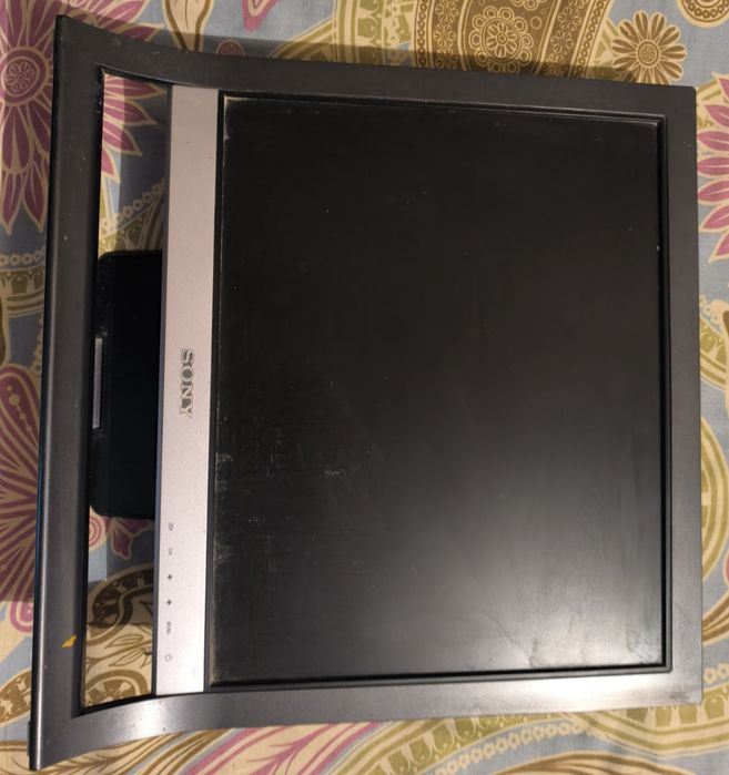 Монитор . Б / у.