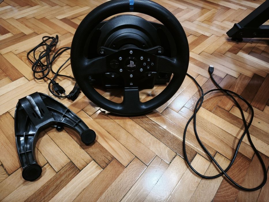 Thrustmaster T300
