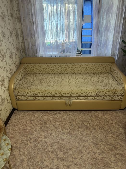 Диван и два кресло