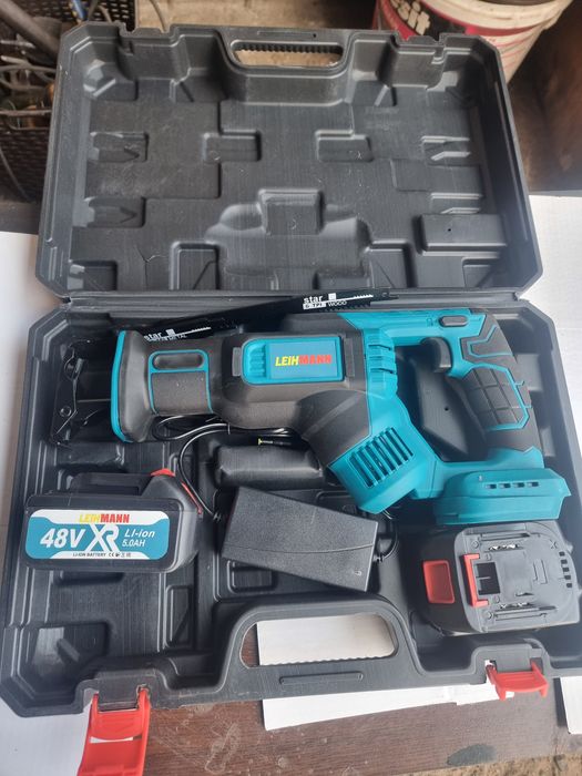 Fierăstrău electric Leihmann