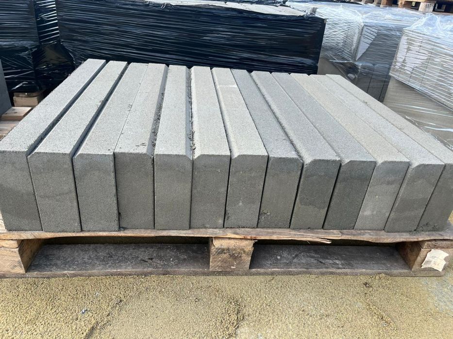 Продам поребрик 80:20:8