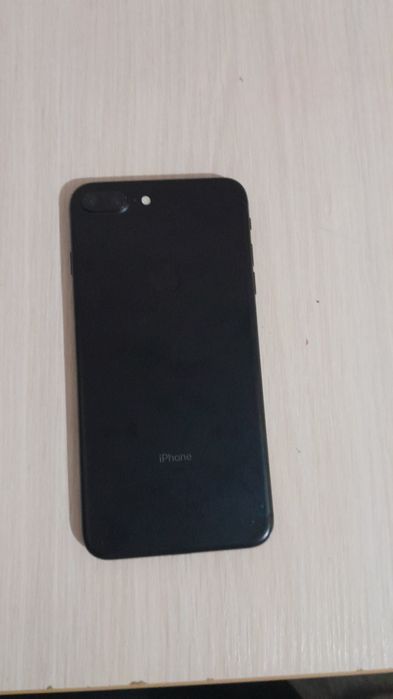 Продам или обменяю iphone 7 +
