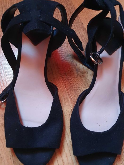 Sandale H & M  nr. 40