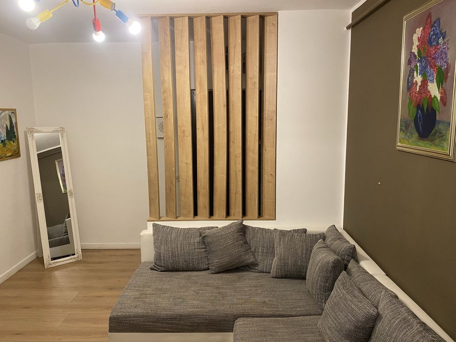 Inchiriez apartament