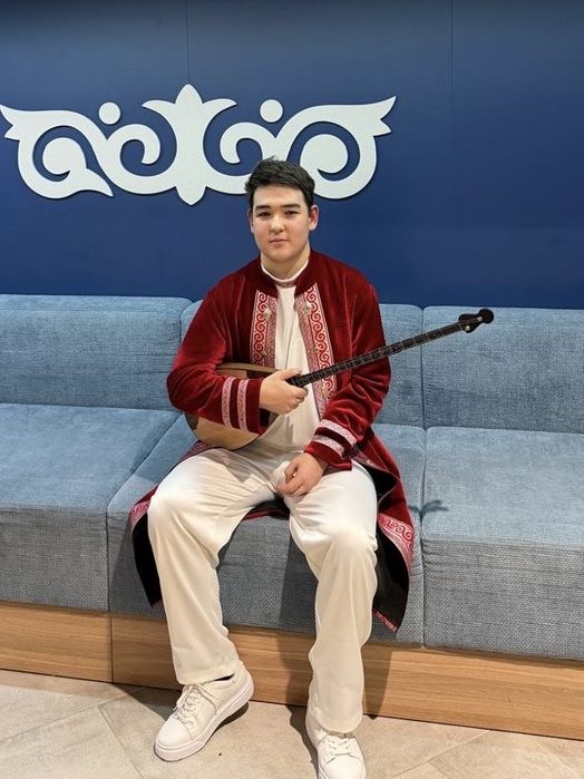 Домбрист на той, свадьбу, корпоратив | Профессионал