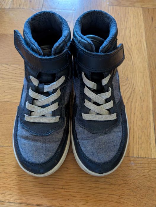 Детски боти и ботуши