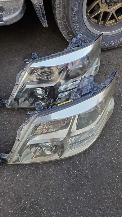 Фары на Тойота alphard