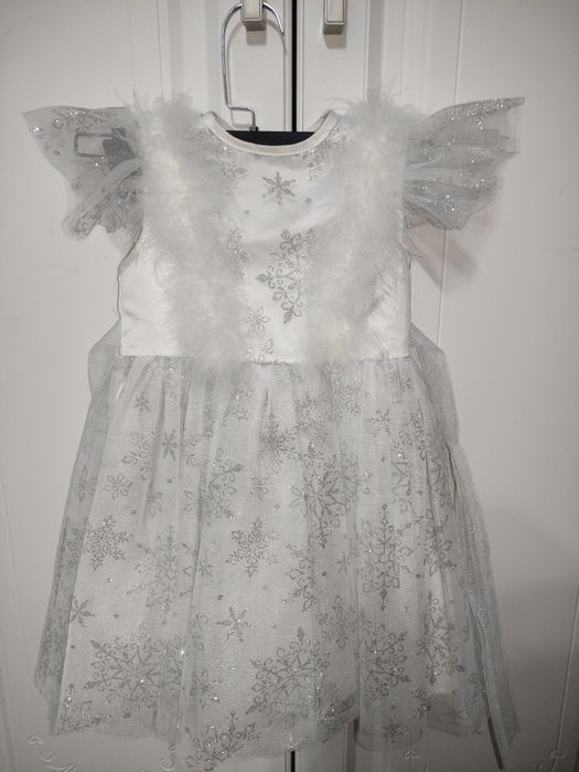 Платье новогоднее на 3-5 лет