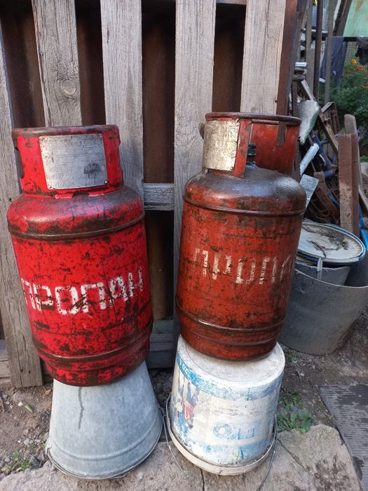 Продам      Газовые    балоны.