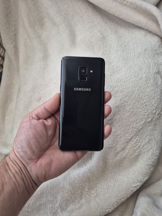 Samsung A8 - baterie noua