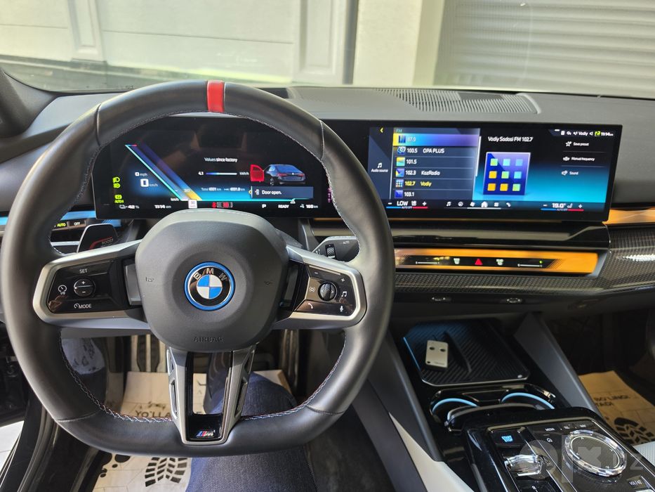 BMW i5 M60 Немец