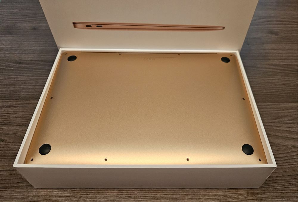 NOU! Apple MacBook Air 13 2020, 8 - 256 Gb